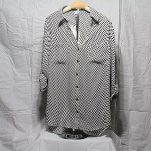 NWT Express Women's Blouse White and Black Polka Dot Size L Slimfit